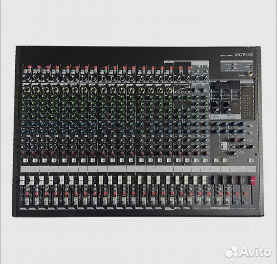 Микшерный пульт/ процессор эффектов