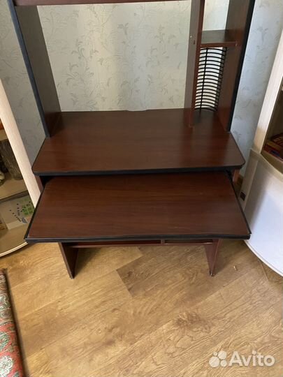 Компьютерный стол