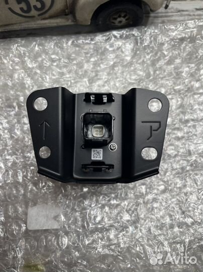 Камера передняя Toyota Land Cruiser 300