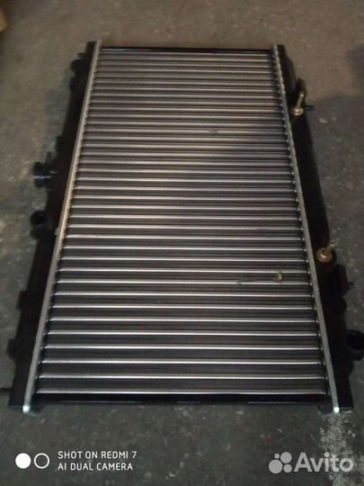 Радиатор Ниссан Альмера 00-06,Примера 02-08 г.в