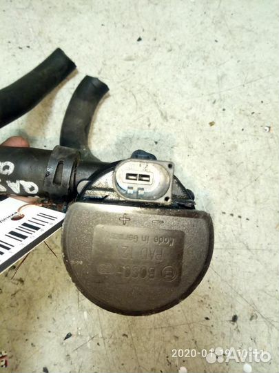 Насос водяной дополнительный (помпа) Nissan Qashqa