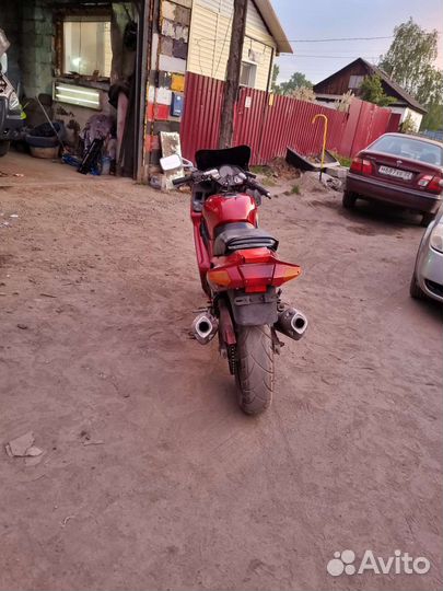 Kawasaki ZZR 250