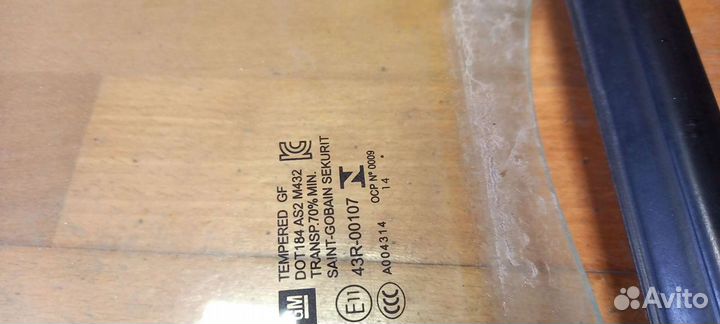 Шевроле Авео Т300 заднее правое стекло седан