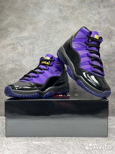 Кроссовки Nike Air Jordan 11