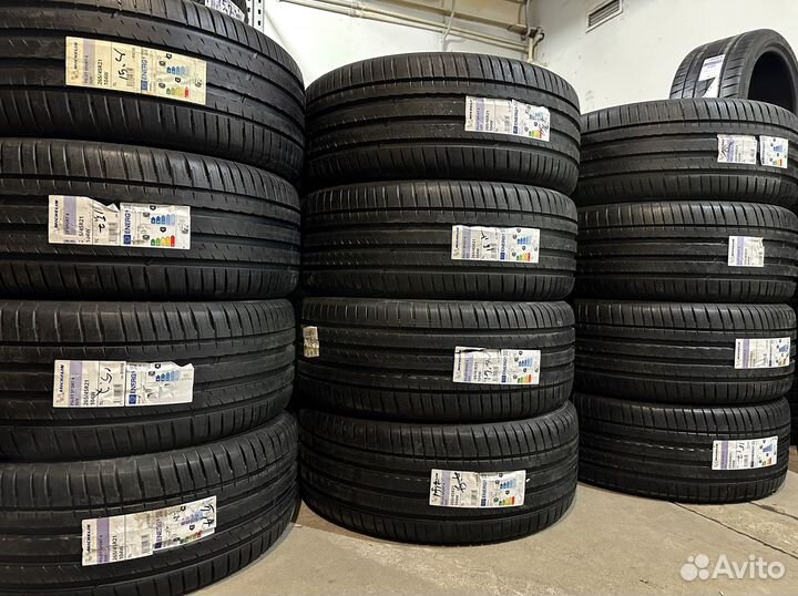 Michelin Pilot Sport 4 SUV 265/45 R21 104W