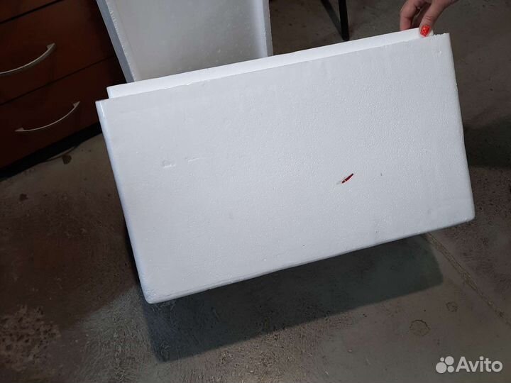 Термоконтейнер из пенопласта