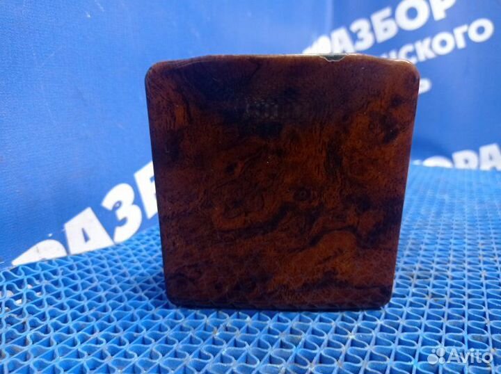 Пепельница Mitsubishi Lancer Cedia седан 4G15 2002