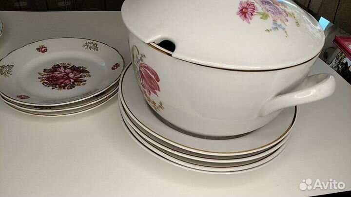 Набор обеденной посуды на 4 персоны
