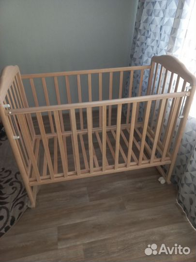 Детская кроватка