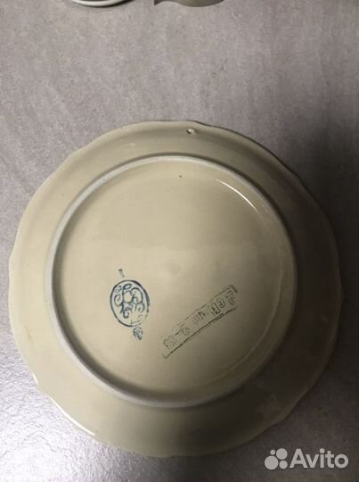 Настенная тарелка