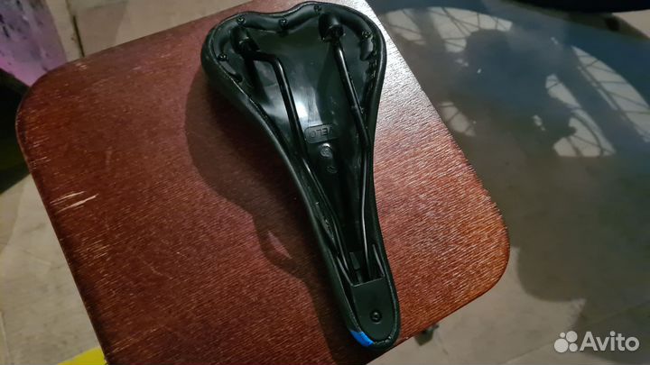 Седло для велосипеда GT