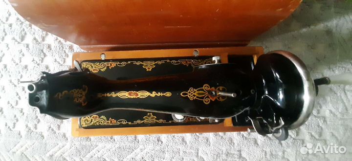 Швейная машинка