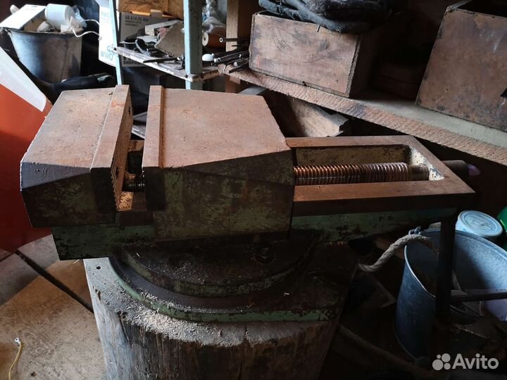 Тиски станочные СССР 250