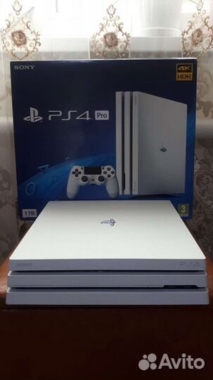Sony playstation limited edition PS4 pro 1tb