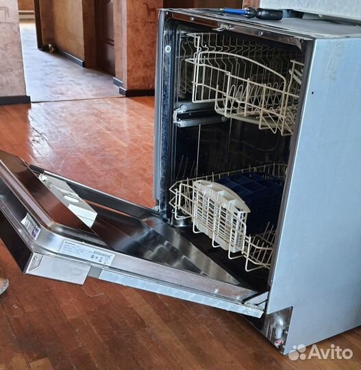 Посудомоечная машина Ariston 60 см