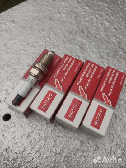 Свеча зажигания Renault