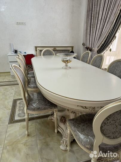 Стол и стулья комплект бу