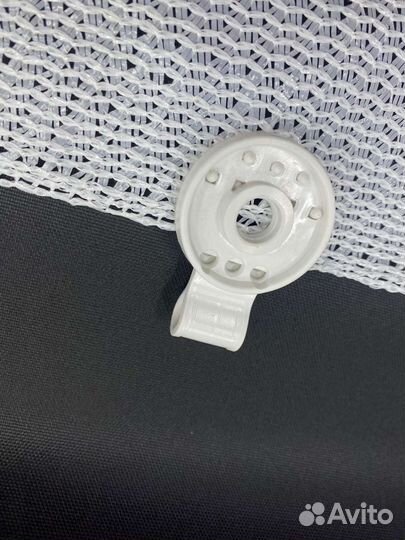 Клипса люверс белая для сетки затеняющей