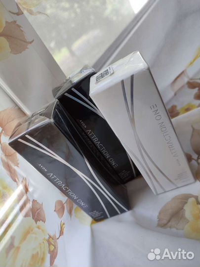Парфюм Avon attraction one унисекс мужской женский