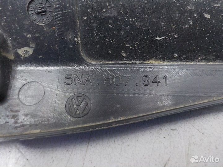 Форсунка омывателя фары Volkswagen Tiguan 2016