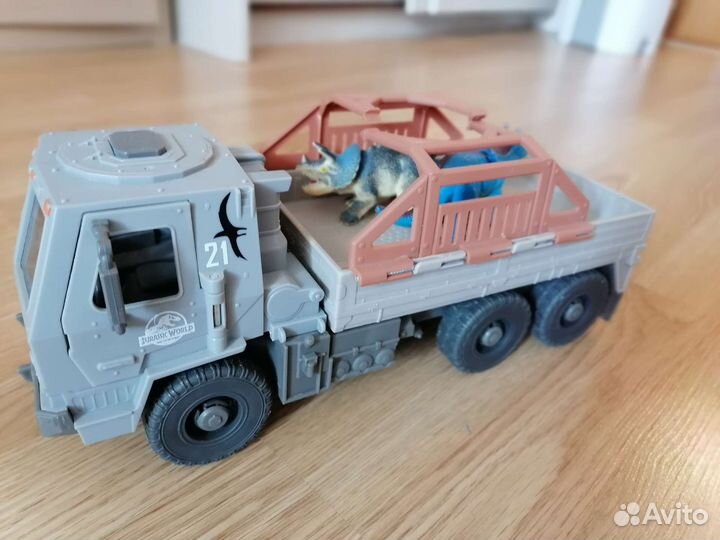 Грузовик игрушкп