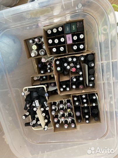 Продам гель лаки, стразы, краска emi, стемпинг