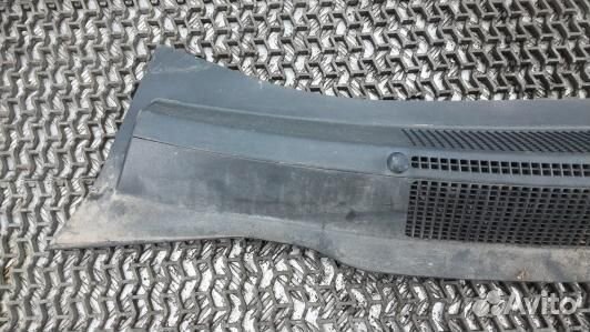 Накладка декоративная (жабо, дождевик) opel zafira