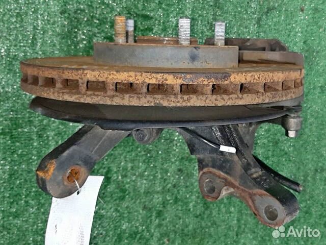 Кулак поворотный левый Mitsubishi Lancer 10