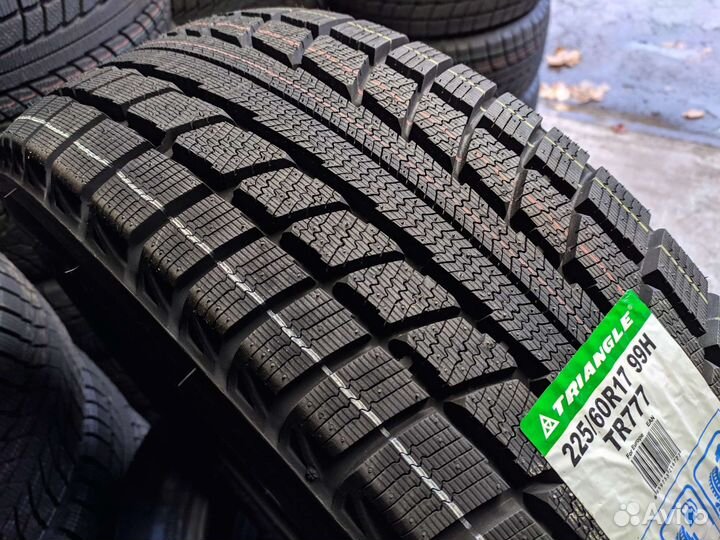 Triangle TR777 225/60 R17 99H