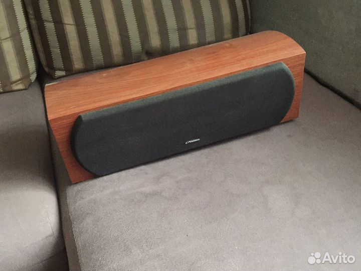 Центральная колонка Ultimate Korus KC5W