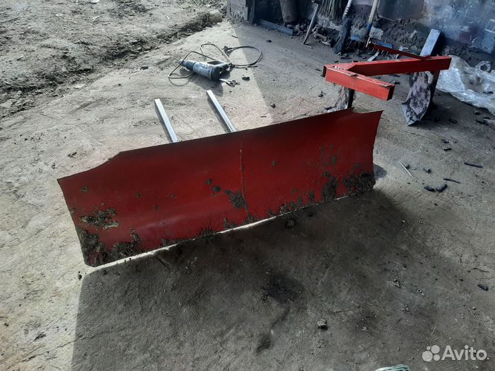 Мини-трактор, 2024