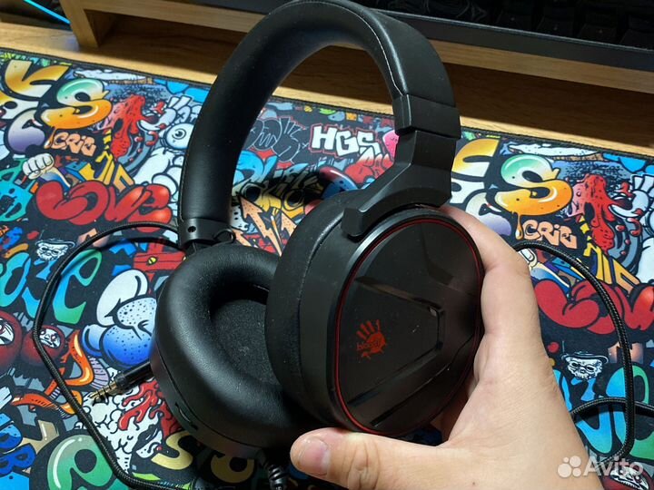 Наушники с микрофоном bloody