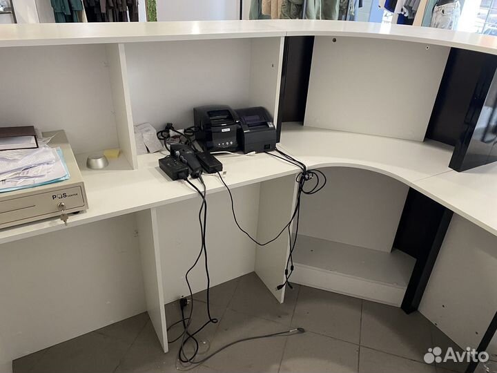 Ресепшен угловой