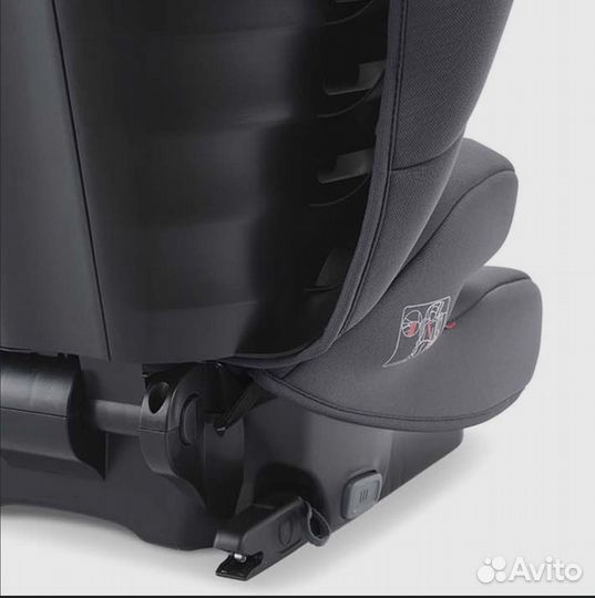 Автомобильное кресло Recaro monza nova evo