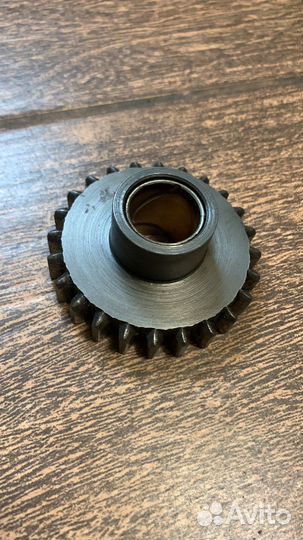 Шестерня задней передачи Passat B6 1.6 BLF