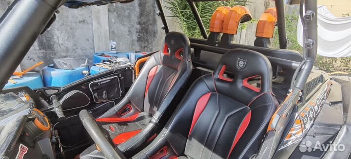 Polaris rzr 1000 xp high lifter