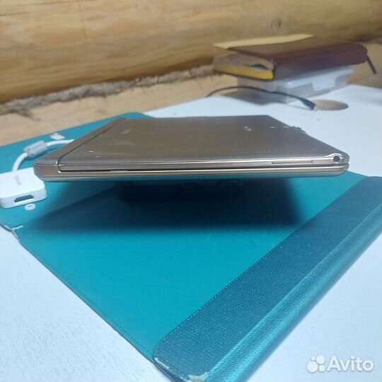 Планшет с клавиатурой Samsung tab s