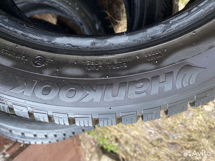 Hankook Winter I'Pike RS2 W429 215/55 R17 98T