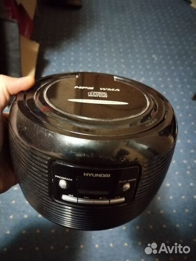 Бумбокс (магнитола) Hyundai