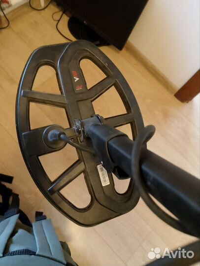 Металлоискатель Vanquish 340, два выхода Как новый