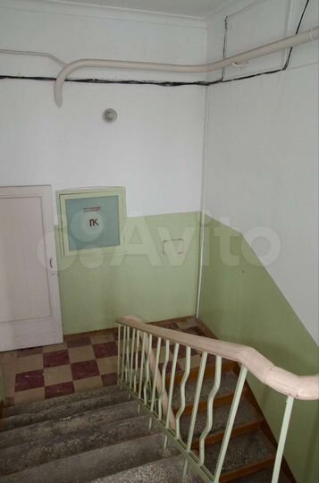 Здание, 1073 м²
