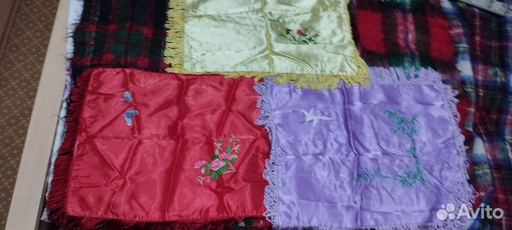 Атласные наволочки и покрывало