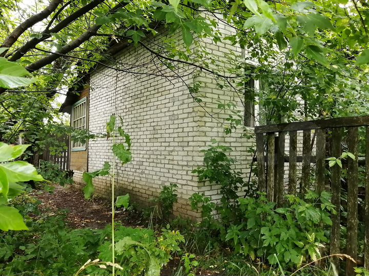 Дом 32 м² на участке 3 сот.