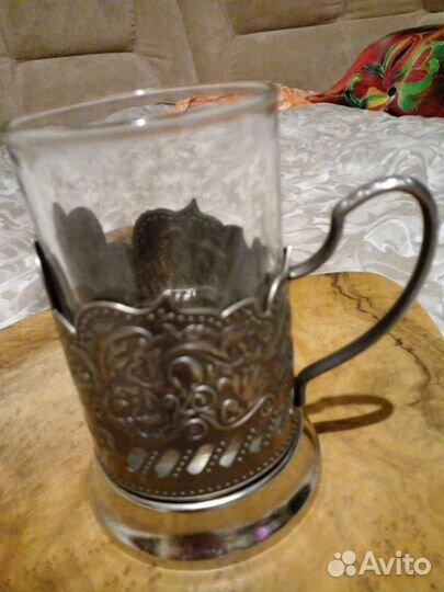 Подстаканники со стаканами