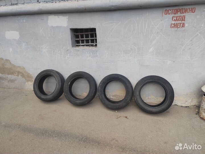 Touring Supreme SE II 185/60 R15 84H