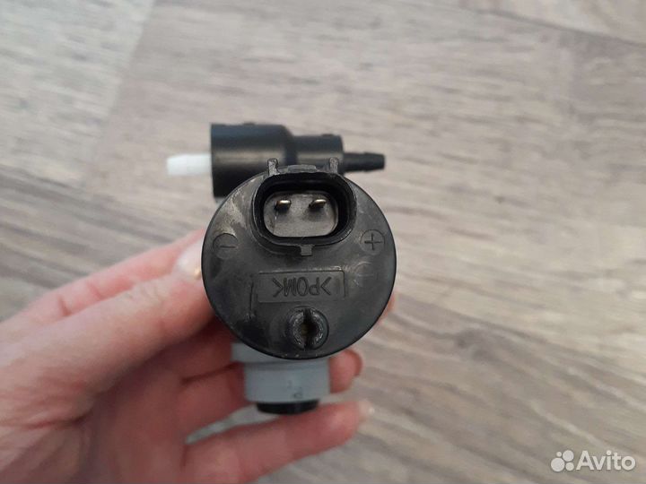 Моторчик стеклоомывателя Nissan Qashqai J10