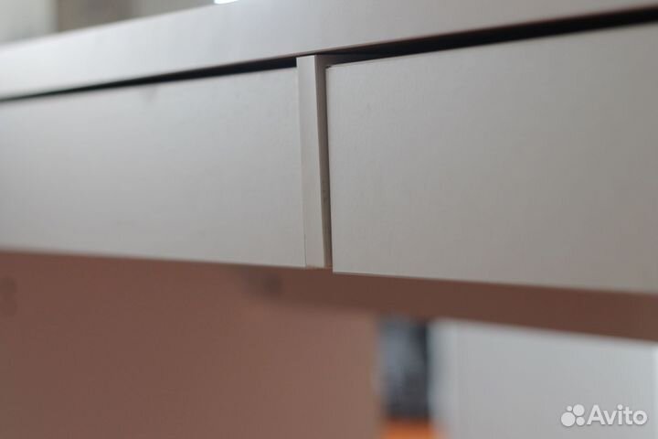 Письменный стол IKEA micke