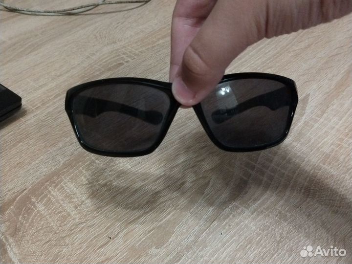 Солнечные очки для детей