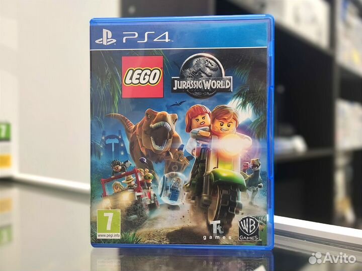Lego Мир Юрского Периода (PS4)