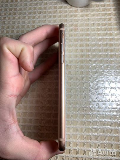 iPhone 8, 64 ГБ